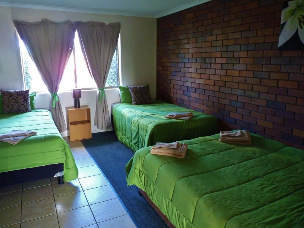 The Gallery Motor Inn Dalby Room photo